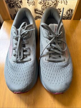 Brooks Adrenaline 24 GTS